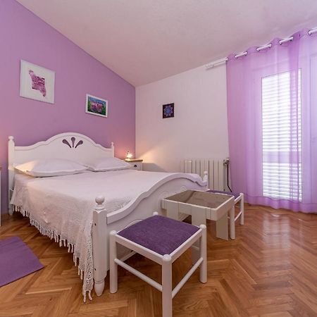Apartments Villa Lilla Baska Voda Ngoại thất bức ảnh