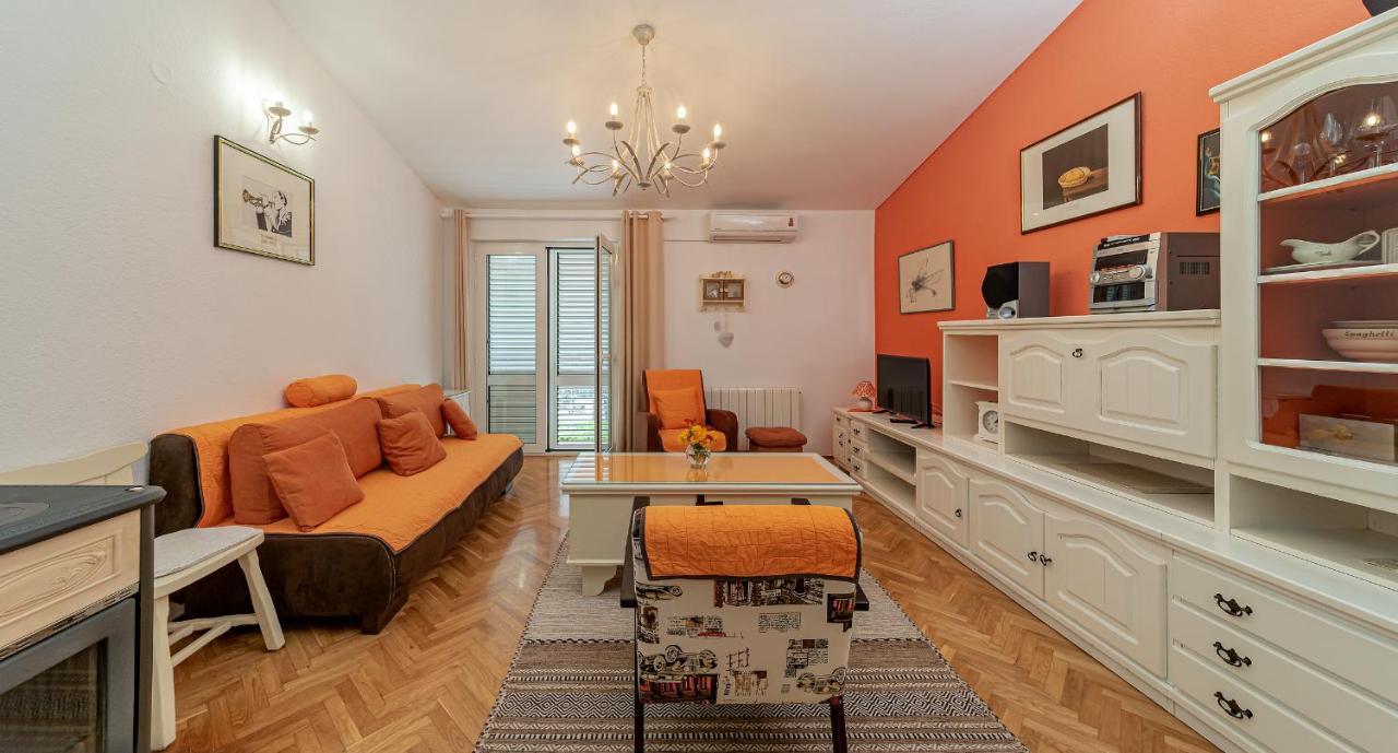 Apartments Villa Lilla Baska Voda Ngoại thất bức ảnh