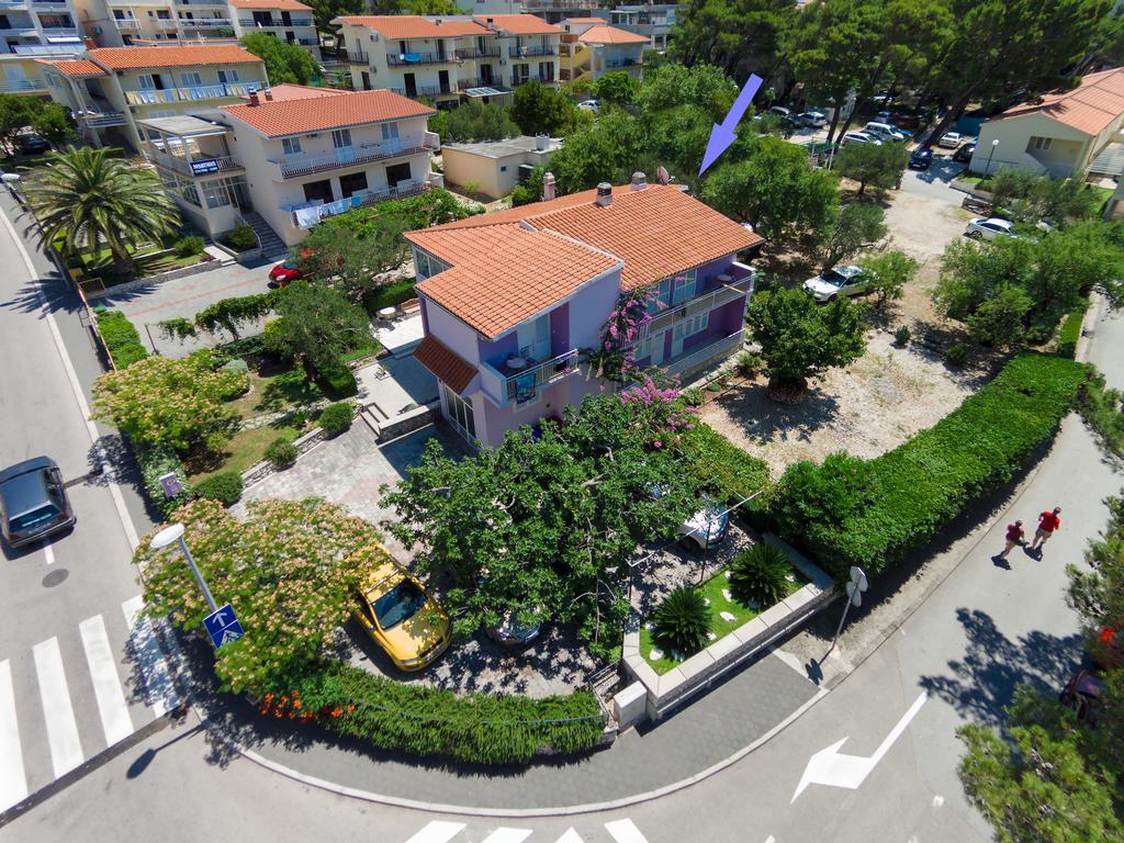 Apartments Villa Lilla Baska Voda Ngoại thất bức ảnh