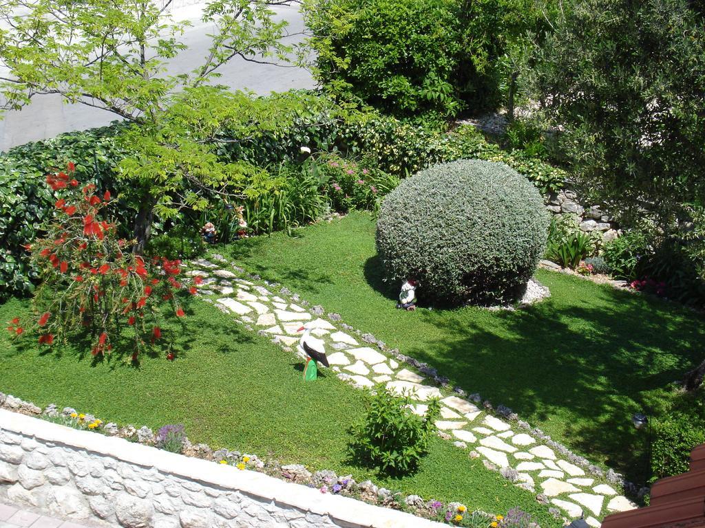Apartments Villa Lilla Baska Voda Ngoại thất bức ảnh