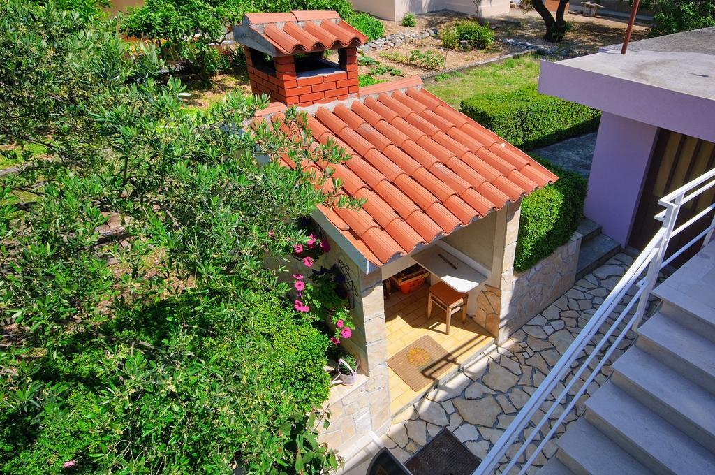 Apartments Villa Lilla Baska Voda Ngoại thất bức ảnh