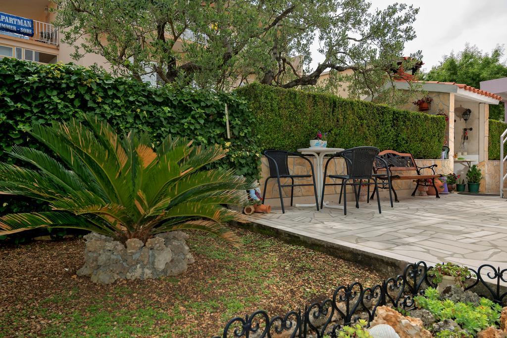 Apartments Villa Lilla Baska Voda Ngoại thất bức ảnh